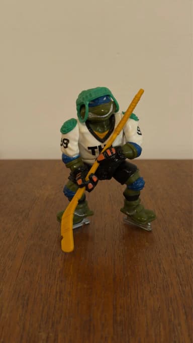 Teenage Mutant Hero Turtles Slap Shot Leo -toimintahahmo 1991