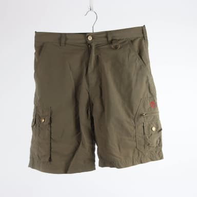 Fjällräven grüne Shorts Größe 40 mit bald endender Auktion