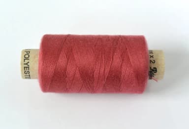 500 m spool of sewing thread