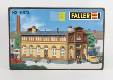 Faller H0 B-973 hallintorakennuksen rakennussarja Bonnille