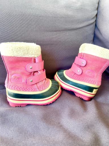 Botas de invierno Sorel rosas talla 22