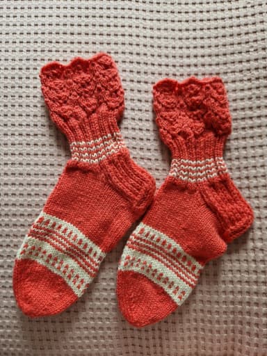 Ullraggsockor in Koralle/Weiß Größe 40-42