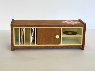 Stereo penkki nukketaloon tai miniatyyrikalustoon