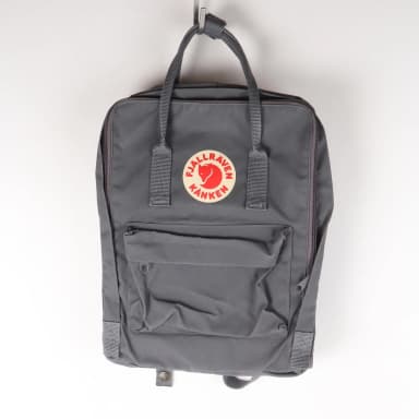 Fjällräven Kånken grauer Rucksack Größe 28x35 Unisex