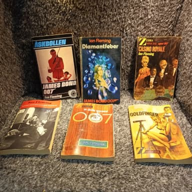 Colección de 6 libros de James Bond de Ian Fleming