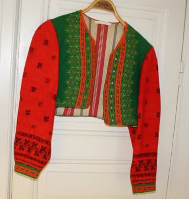 Älterer Gagnef Trachtenpullover mit gestrickten Ärmeln