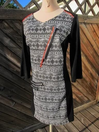 Black and gray figure-flattering midi dress size L