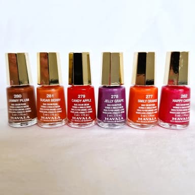 Mavala nail polish set with 6 bottles of 5ml each from Switzerland