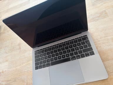 Apple MacBook Pro 13 pulgadas 2017 con defecto