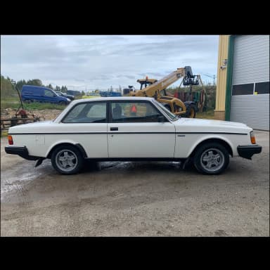 Volvo 242 / 240 DL de 1983 a 1987 en venta