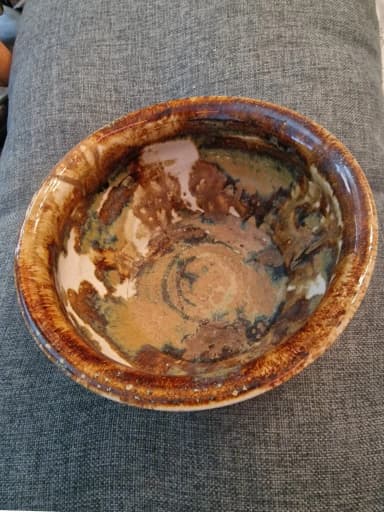 Cuenco de cerámica Margot Öjemark-Wiik 16 cm ancho 10 cm alto