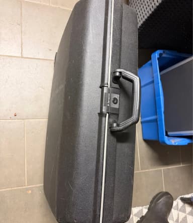 Maleta rígida Samsonite sin llaves