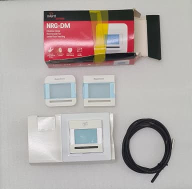 Termostato para calefacción de suelo Raychem NRG-DM con sensor de suelo, sin usa