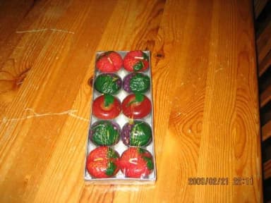 Set of 10 fruit-scented tealight candles