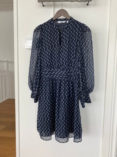 & Other Stories blaue geblümte Midikleid Größe 36 für Damen