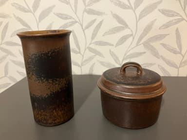 Arabia Ruska Schale mit Deckel und Vase von Ulla Procope in neuwertigem Zustand
