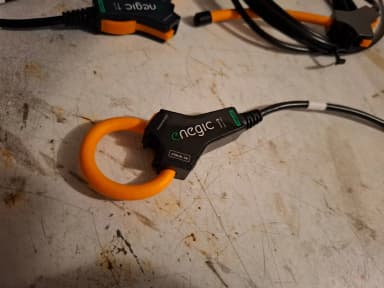 Sett med tre Enegic RS-1016LC strømtenger til salgs