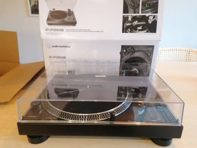 Audio-Technica AT-LP120XUSB Plattenspieler in sehr gutem Zustand