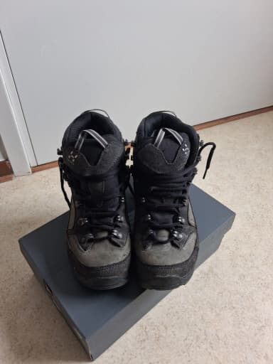 Haglöfs Jaunt Q GT hiking boots in gray size 37