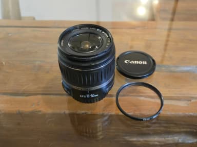 Canon EF-S 18-55mm f/3.5-5.6 II Standardobjektiv