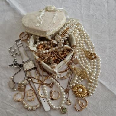 Schmuckset in Schmuckschatulle