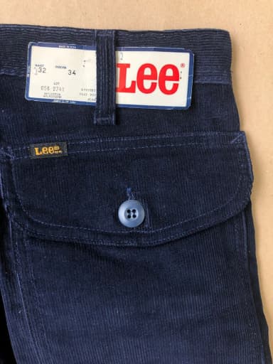 Jeans vintage Lee azul con bolsillo estudiantil de los años 70