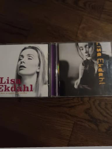 Zwei Lisa Ekdahl CD-Alben inklusive 'Med kroppen mot jorden'