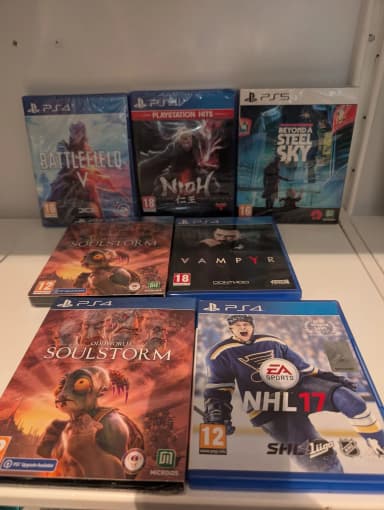 Spielesammlung mit sieben Titeln für PlayStation 4 und 5