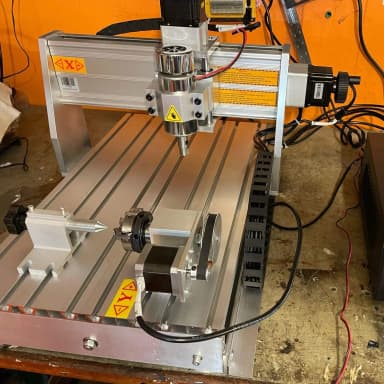 4-Achsen CNC-Graviermaschine 30x40x5,5 cm mit USB und Offline-Steuerung