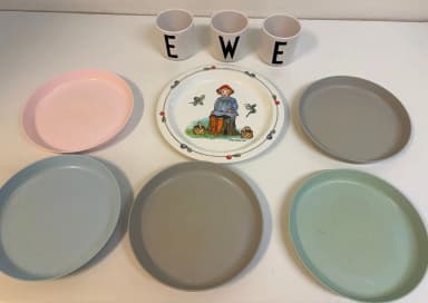Lastenastiasto: 5 IKEA-lautasta ja 3 Design Letters -mukia