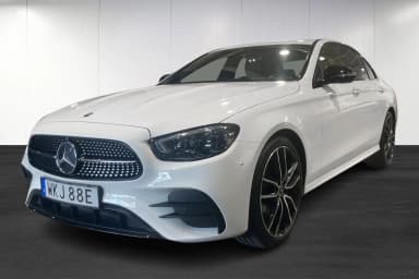 Mercedes-Benz E 220 d 4MATIC con cámara 360° y paquete AMG