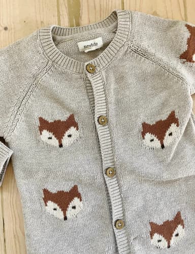 Knitted onesie with wooden buttons from Newbie, size 74 (6-9 months)