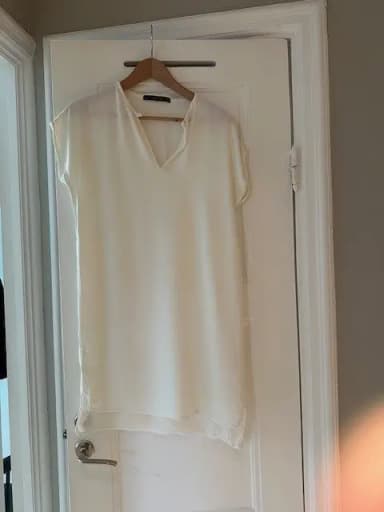 Zara Basic weiße Midikleid Größe S