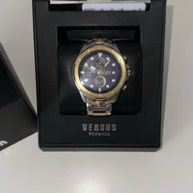 Versus Versace Herrenuhr mit Quarzwerk in Schweden