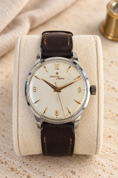 Reloj mecánico Zenith Sporto con servicio reciente