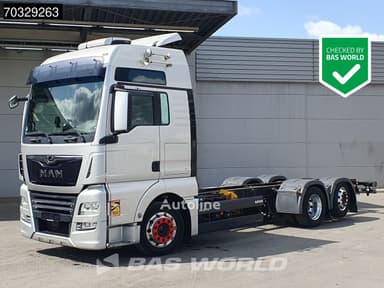 Chasis MAN TGX 26.500 6X2 de 2017 con elevación y eje direccional