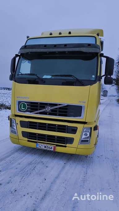 Camión chasis Volvo FH 420 del año 2004