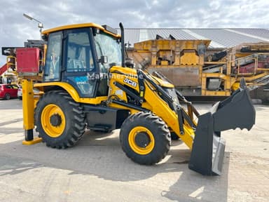 JCB 3DX Plus Eco kaivurikuormaaja vuodelta 2026, 5 käyttötuntia