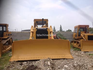 Bulldozer Caterpillar D8K de 2004 con 8998 horas en Shanghai