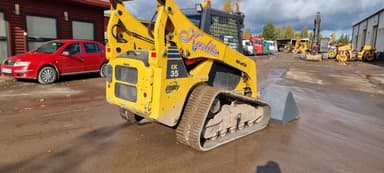 Cargadora compacta de orugas Komatsu CK35 de 2010 con 3400 horas