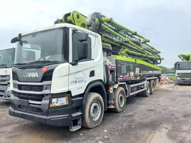 Bomba de hormigón Zoomlion 62M 2023 sobre chasis Scania con bajo kilometraje