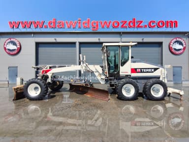 Niveladora Terex TG150A del 2008 en Lubartów, Polonia