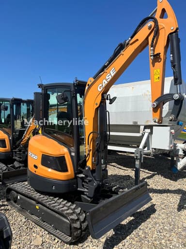 Mini excavadora Case CX35D de 2026 con capacidad de 870 kg