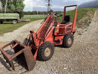 Mini excavadora Weidemann 911 d/m con accesorio kroko de 1991