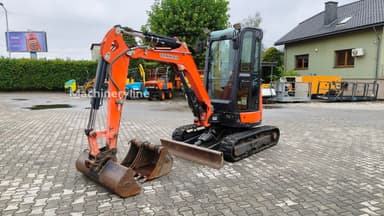 Mini excavadora Yanmar Vio 26 de 2019 con 2684 horas en Polonia