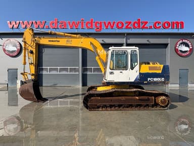 Excavadora de orugas Komatsu PC180LC-5K año 1995 en Lubartów