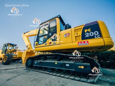 Excavadora de orugas Komatsu PC200 del 2025 con 520 horas