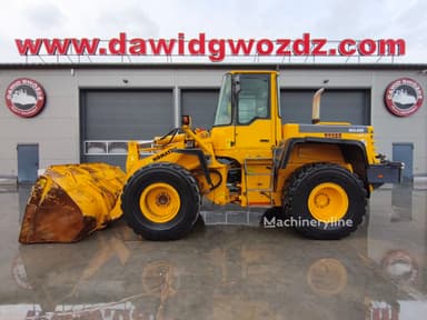 Cargadora de ruedas Komatsu WA320-3H del 2003 en Polonia