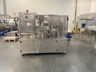 Máquina tapadora CWM Automation Regal RP12 para botellas