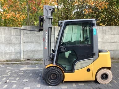 Jungheinrich DFG425s diesel forklift